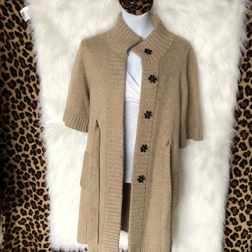 Banana Republic Long Sweater 💋